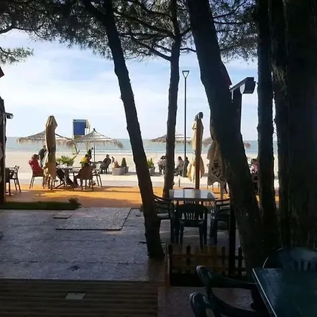 Summer By Seaside For Rent Daire *