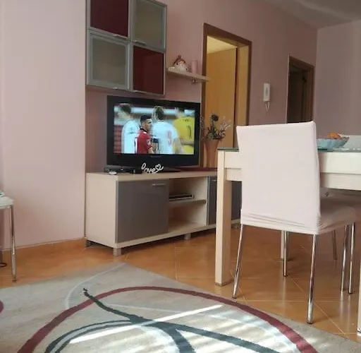 Summer By Seaside For Rent