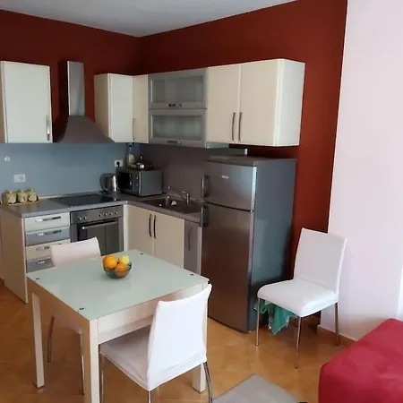 Summer By Seaside For Rent Golem (Tirana)