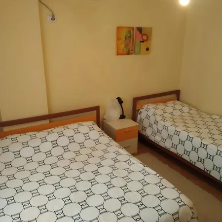 Lejlighed Golem Beach Apartment